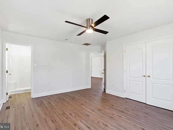 5th image of 667 Hawk Hill Dr