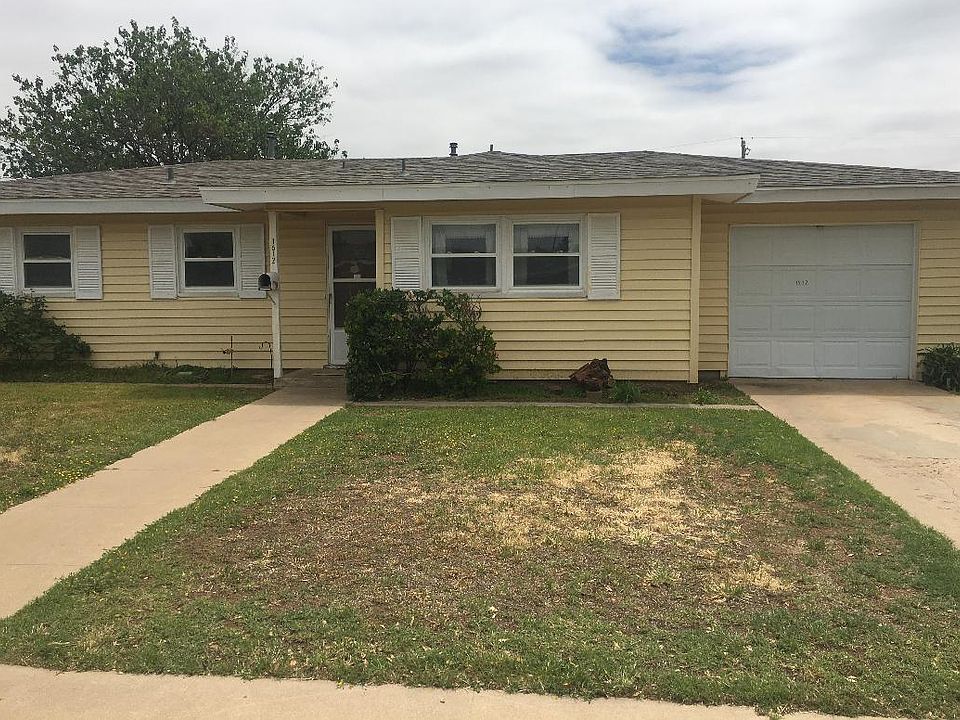 1st image of 1512 Douglas Dr