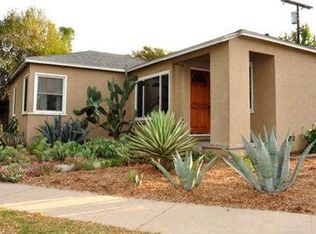 6715 Zelzah Ave, Reseda, CA 91335