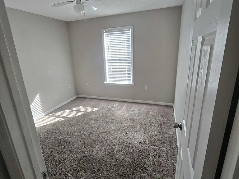 1779 Wayland Park Dr — Photo 15