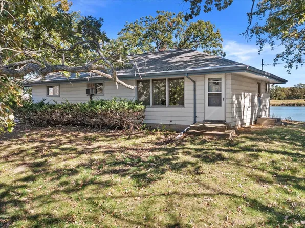 8666 South 116th STREET, Franklin, WI 53132