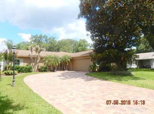 14027 Cherry Lake Dr, Tampa, FL 33618