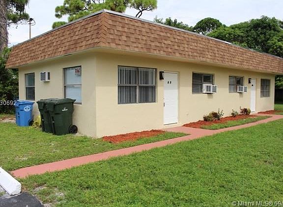 2nd image of 873 NE 39th St #0