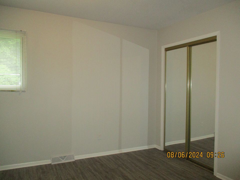 1st image of 3238 N 84th Pl