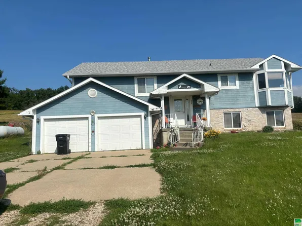 320 Highway 31, Washta, IA 51061