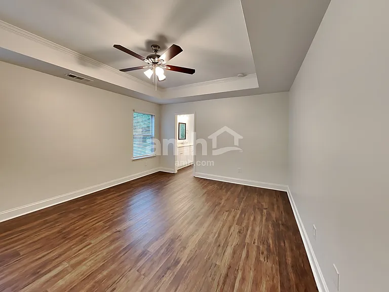 2454 Beal St — Photo 9