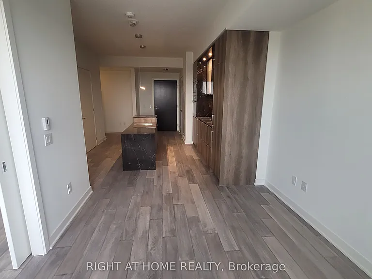 11 Yorkville Ave #3603 — Photo 11