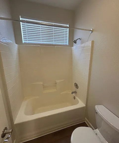 27040 Featherhill Dr — Photo 10