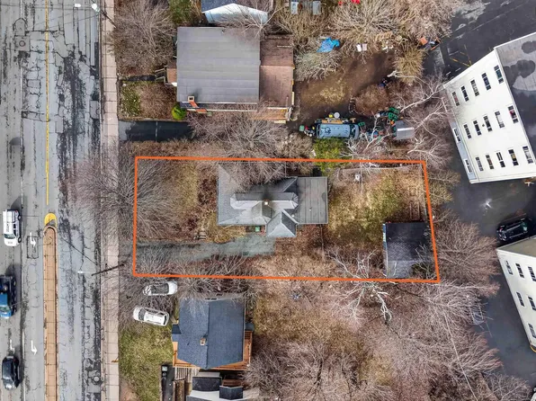 3762 Dutch Village Rd, Halifax, NS B3N 2S5