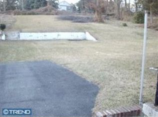 1112 Church St, Upland, PA 19015