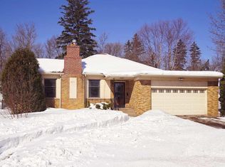 4911 London Rd, Duluth, MN 55804