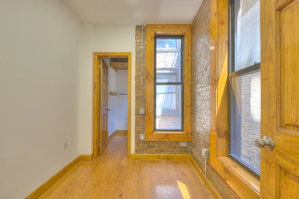 Rented by REAL New York | media 6