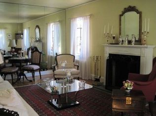 10 Winthrop Ln, Scarsdale, NY 10583