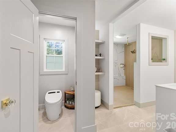 14th image of 19 Chipping Green Dr
