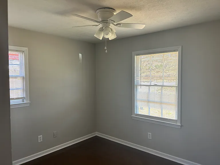 5059 Abbott Ave — Photo 10