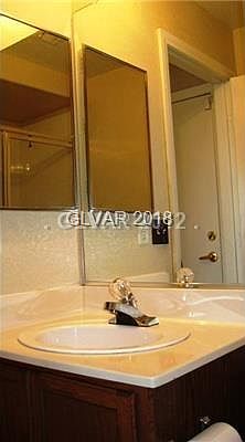 2nd image of 5217 Evergreen Meadow Ave