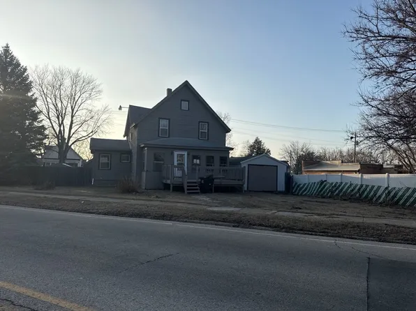 226 S Bluff St, South Beloit, IL 61080