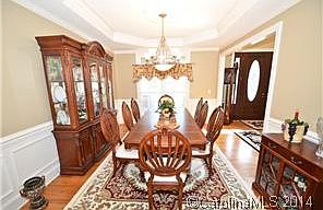 3rd image of 7117 Stonehaven Dr