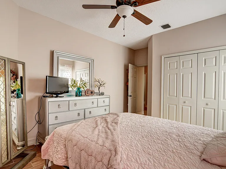 21707 Abington Ct — Photo 46