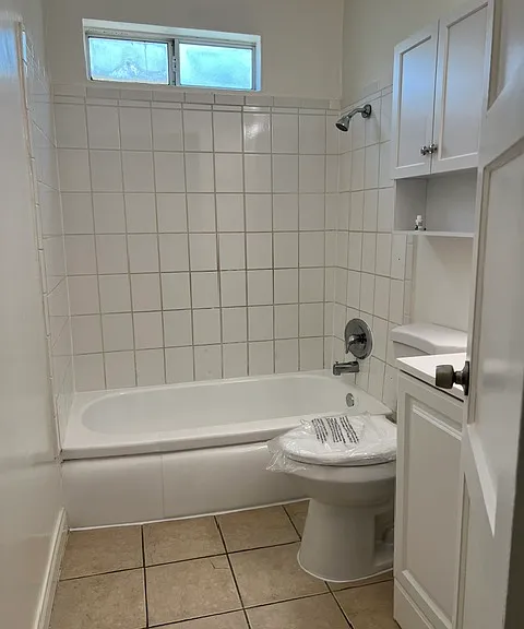 7026 Hazeltine Ave — Photo 14