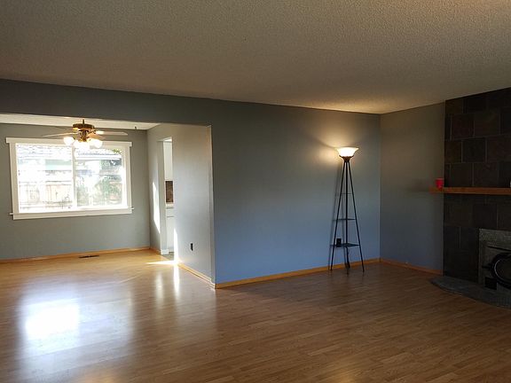 5th image of 3416 Glendale Dr W