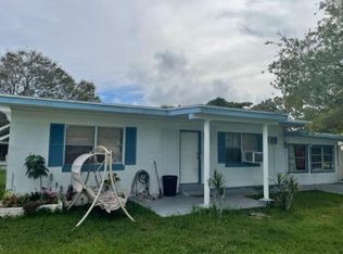 221 Osceola Ave, Fort Pierce, FL 34982