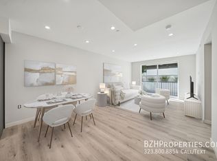 Corning Nineteen, Los Angeles, CA 90035