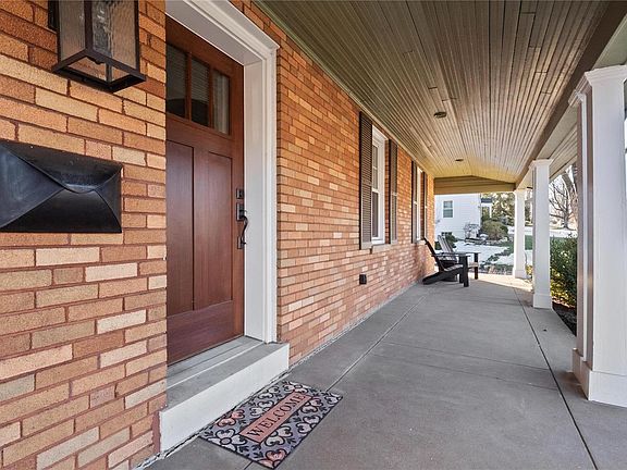 2nd image of 202 Elm Ave