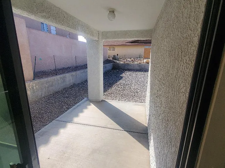 3080 Caliente Dr #102 — Photo 16