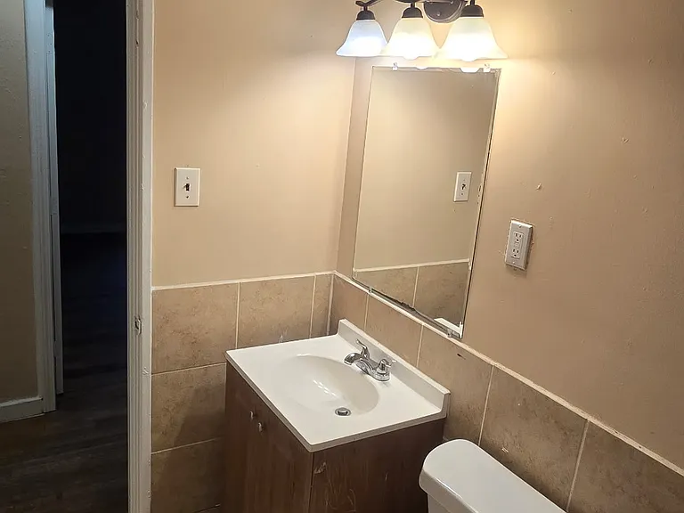 1763 Tahiti Ln — Photo 3