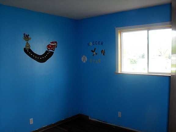 5th image of 810 Linwood Ave