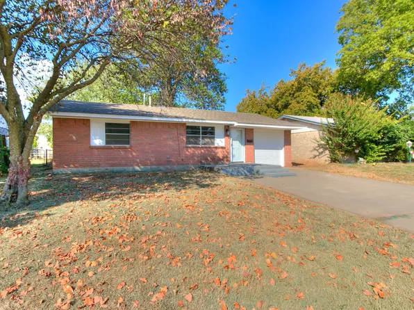 1506 Farmington Ave, Norman, OK 73072