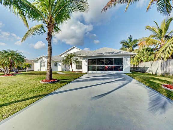 3rd image of 2673 SW Altamira Avenue