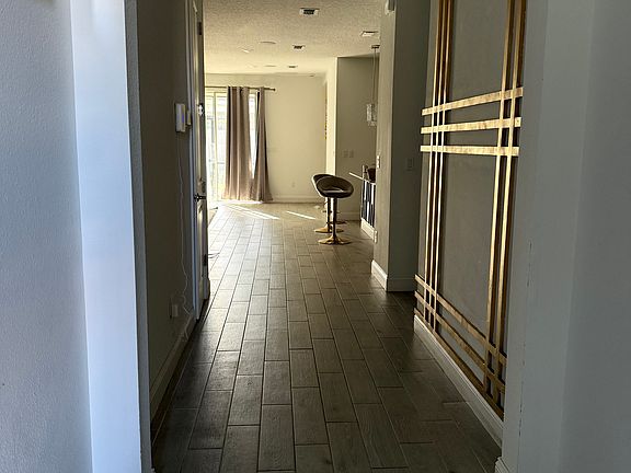 2nd image of 107 Dollar Court St