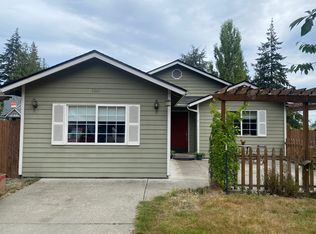 1011 W Hazel St, Port Angeles, WA 98363