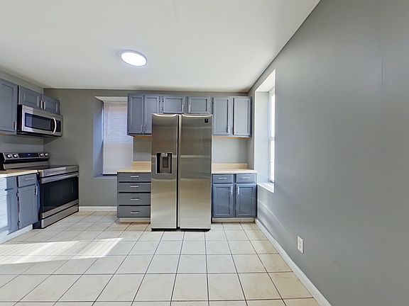2nd image of 3741 Louisiana Ave #2F