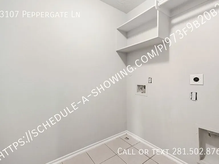 13107 Peppergate Ln — Photo 11