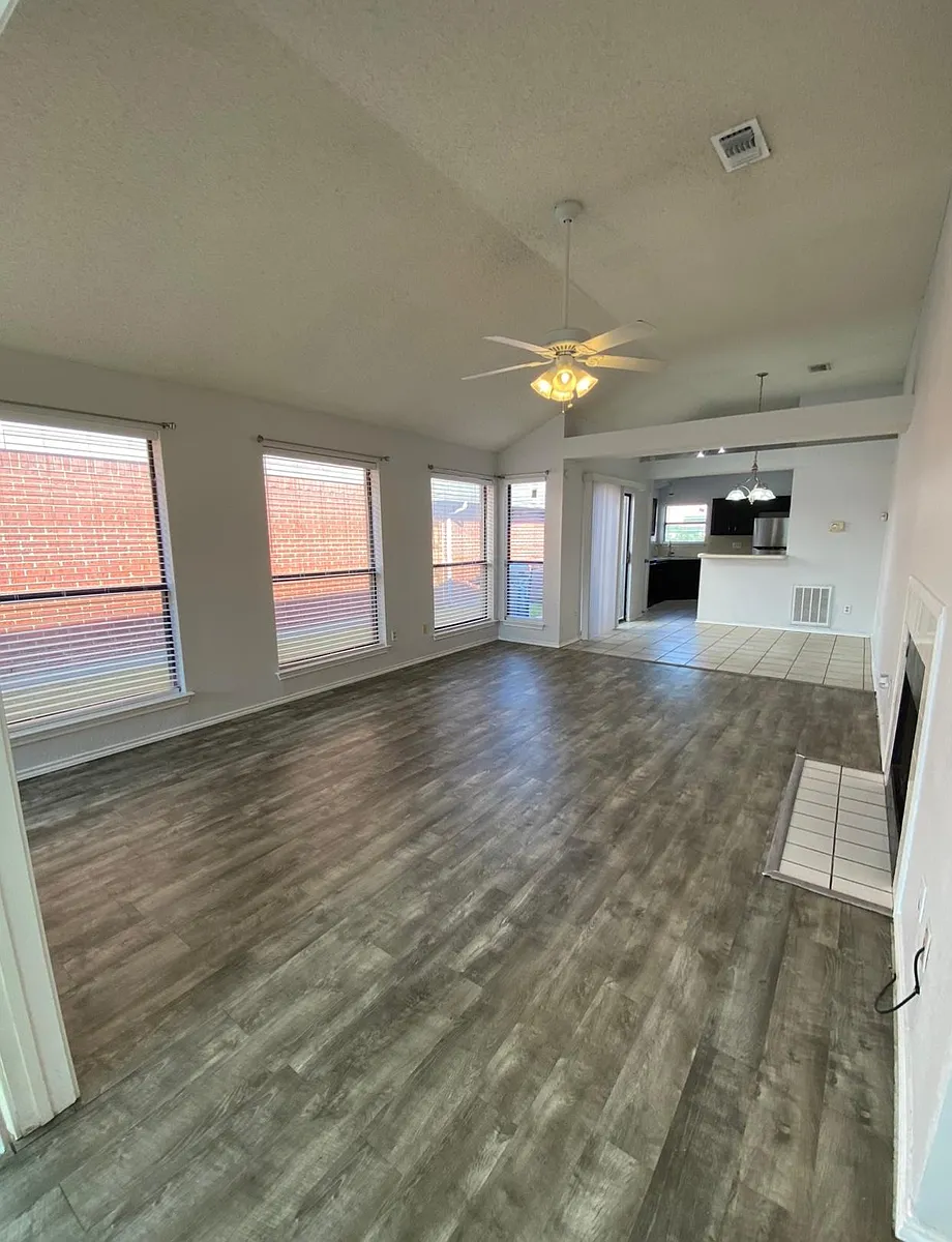 Building Photo - 436 Antietam Way