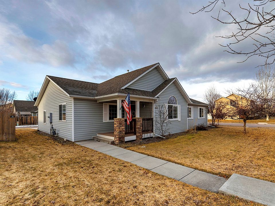 2nd image of 3943 Chelsea Dr