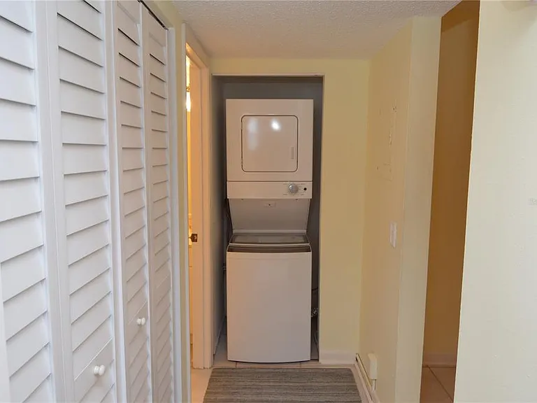 18650 Gulf Blvd #305 — Photo 40