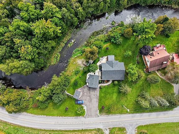 3rd image of 17576 Island Rd