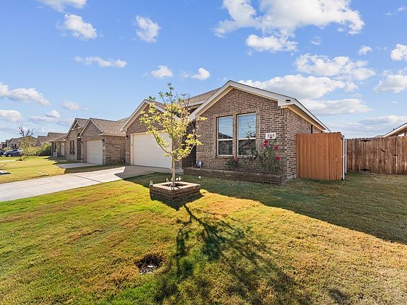 2nd image of 3215 Mearns Ct
