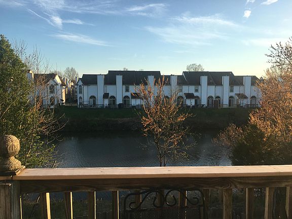 2nd image of 3832 Chimney Creek Dr