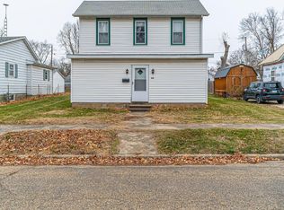 812 3rd St, Lincoln, IL 62656