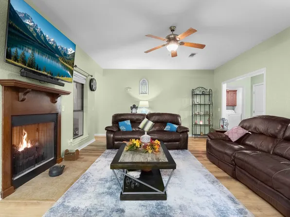 190 44th St SW, Paris, TX 75460