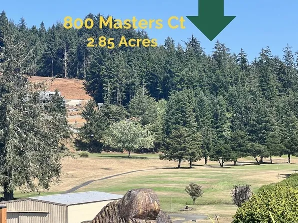 800 Masters Ct, Reedsport, OR 97467