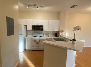 615 Fairway Dr APT 307, Saint Augustine, FL 32084