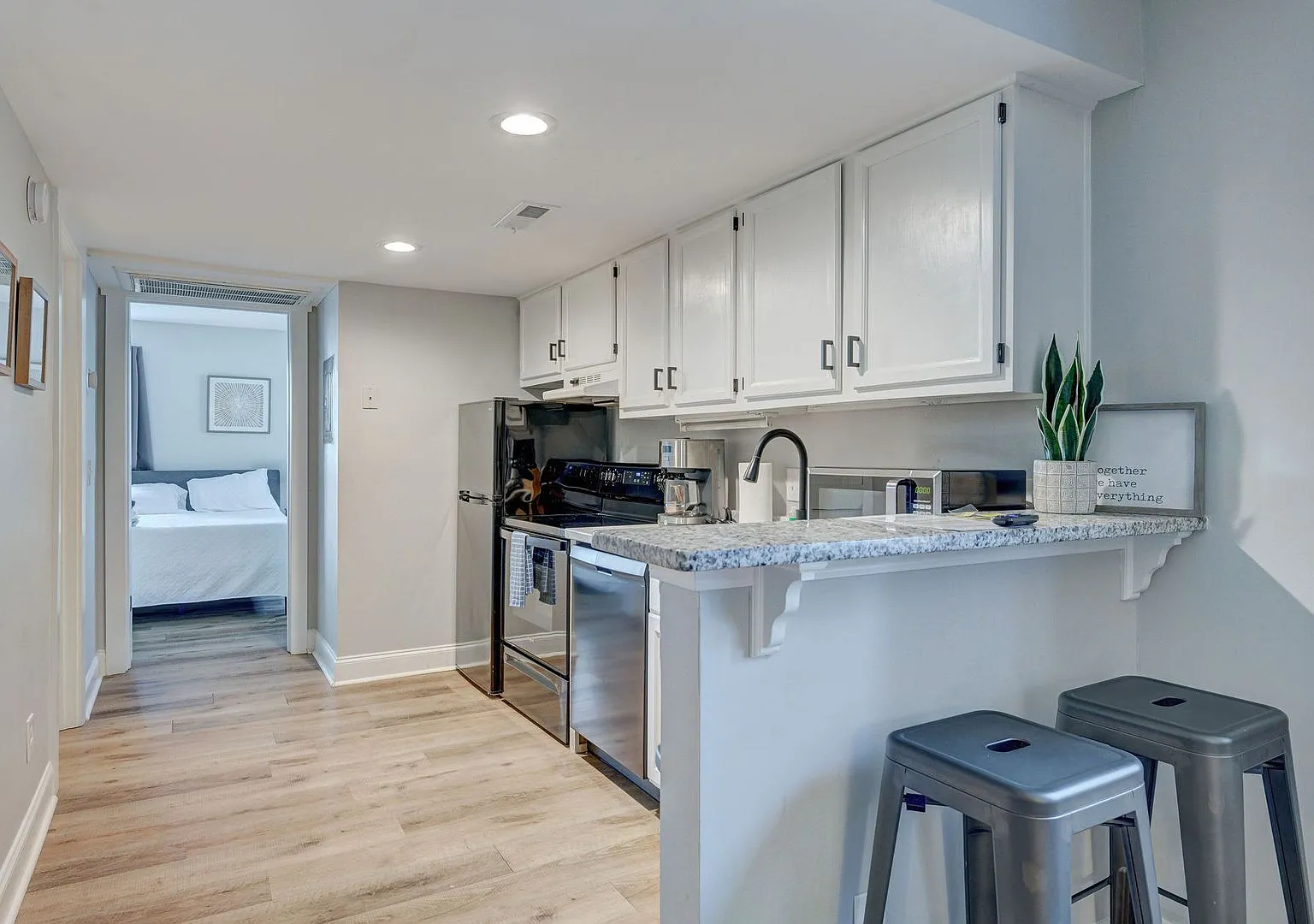 1 Bedroom Adjacent to UNCW — Photo 1