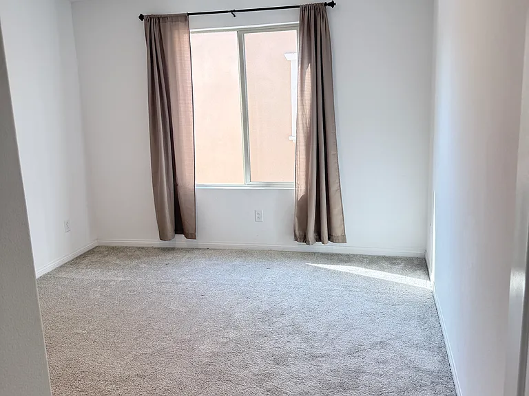 729 Sumac Ln — Photo 17