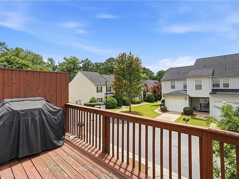 3353 Parc Dr SW — Photo 45